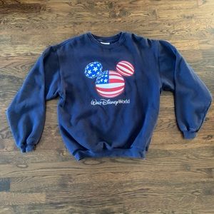 Vintage 1990s Walt Disney World Mickey Mouse Embroidered Crewneck Sweatshirt S